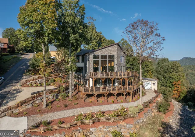 Photo 1 of Single family home for sale at 540 Mtn Top Rd, Blairsville, GA 30512 | MLS# 10832396 | Listing updated on 2026-09-10