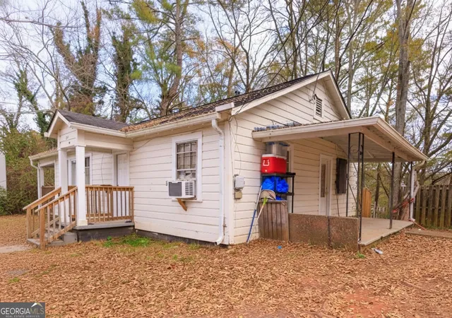 Photo 2 of Single family home for sale at 241 Killian St, Canton, GA 30114 | MLS# 10476171 | Listing updated on 2026-09-02