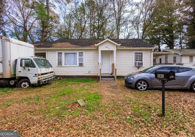 Photo 3 of Single family home for sale at 241 Killian St, Canton, GA 30114 | MLS# 10476171 | Listing updated on 2026-09-02