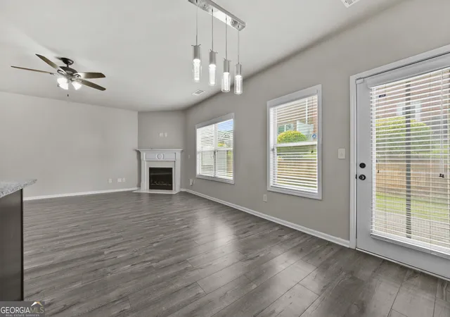4th image of 244 Cross St, Lawrenceville, GA 30046 | MLS# 10816871