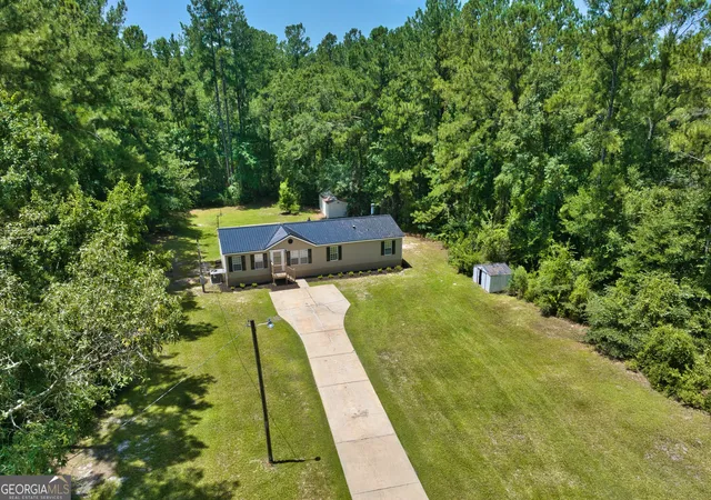 Photo 3 of Sale Pending at 115 Melvin Ln, Kingsland, GA 31548 | MLS# 10804571 | Listing updated on 2026-10-08