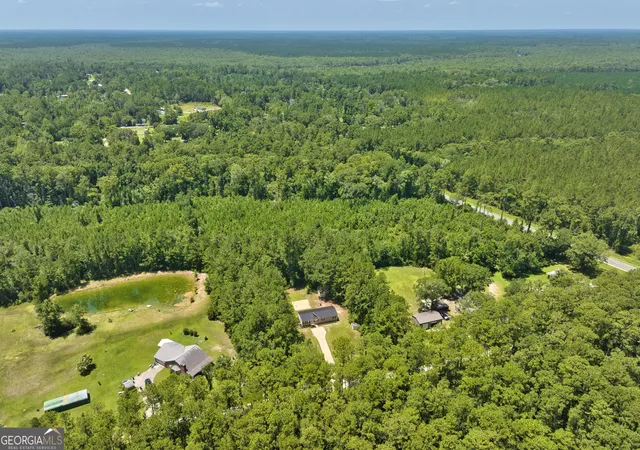 Photo 4 of Sale Pending at 115 Melvin Ln, Kingsland, GA 31548 | MLS# 10804571 | Listing updated on 2026-10-08
