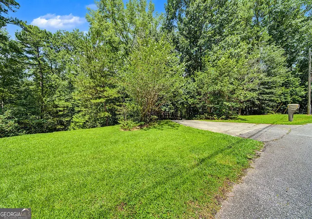 2nd image of 23 Glen Cannon Trl, Newnan, GA 30265 | MLS# 10828792