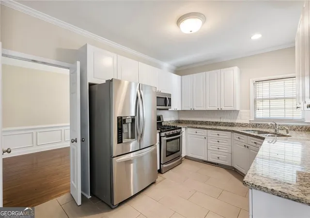 Photo 4 of Single family home for sale at 2348 Logan Cir Ne, Brookhaven, GA 30319 | MLS# 10743044 | Listing updated on 2026-10-20