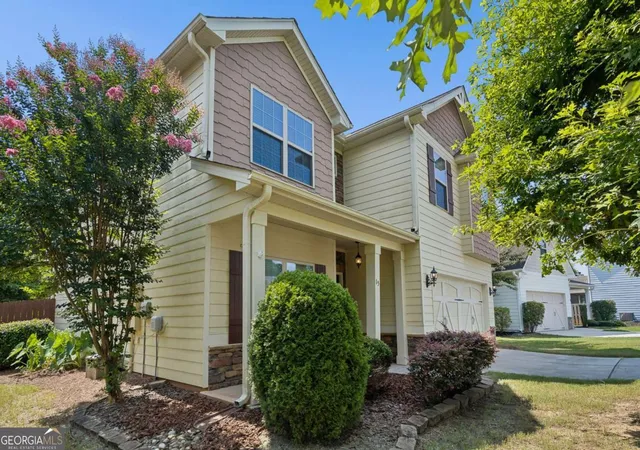 Homes for sale in Newnan, GA | 15 Ponder Pl, Newnan, GA 30265 | MLS# 10801860