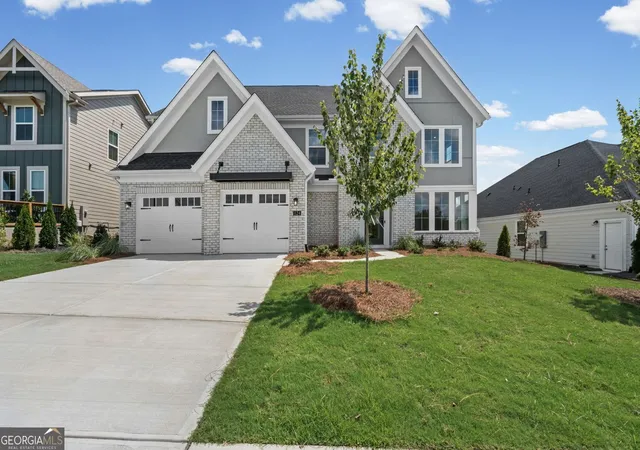 Photo 4 of Single family home for sale at 124 Kerr Dr, Hoschton, GA 30548 | MLS# 10823773 | Listing updated on 2026-10-09