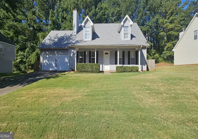 Photo 3 of Single family home for sale at 661 Michael Cir, Monroe, GA 30655 | MLS# 10832145 | Listing updated on 2026-10-08