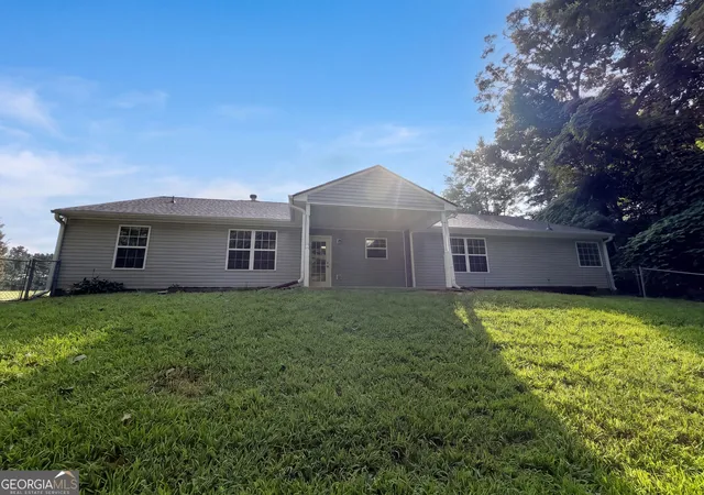 Photo 4 of Single family home for sale at 112 Platte St, Winder, GA 30680 | MLS# 10852540 | Listing updated on 2026-10-30