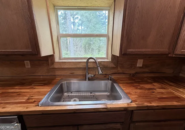 Photo 4 of Single family home for sale at 1441 Highway 36 E, Jackson, GA 30233 | MLS# 10813013 | Listing updated on 2026-09-13