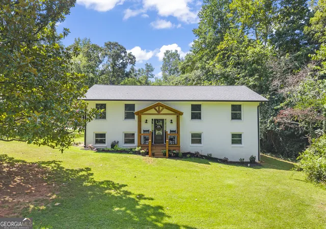 2nd image of 55 Emory Dr, Hartwell, GA 30643 | MLS# 10829698