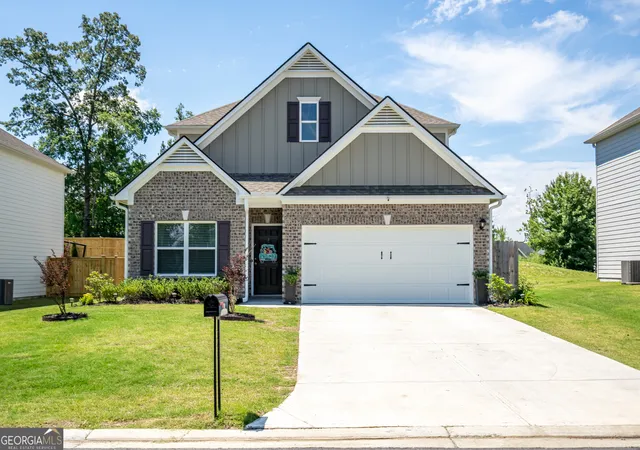 Photo 1 of Single family home for sale at 10 Majestic Oaks Wy Ne, Rome, GA 30165 | MLS# 10781120 | Listing updated on 2026-08-30