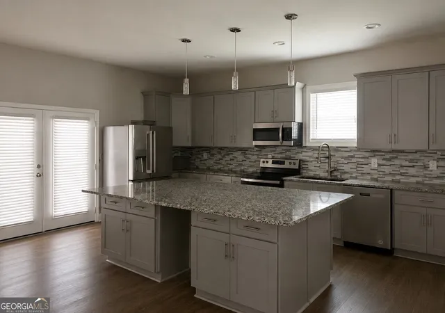 Photo 3 of Single family home for sale at 1054 Ira St Sw, Atlanta, GA 30310 | MLS# 10831979 | Listing updated on 2026-09-28