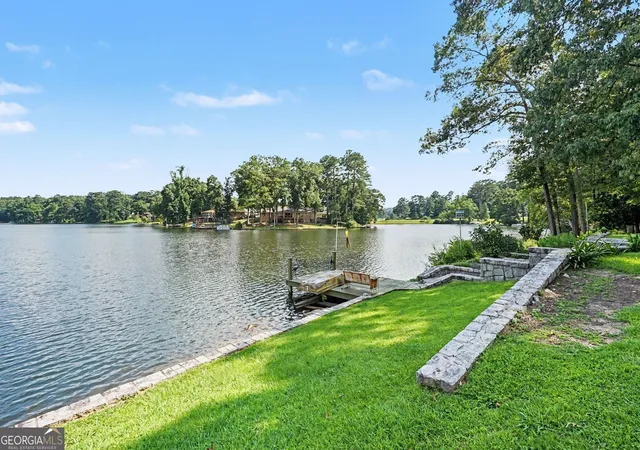 Photo 3 of Sale Pending at 2016 Lake Sorrento Dr, Conyers, GA 30012 | MLS# 10798354 | Listing updated on 2026-08-28