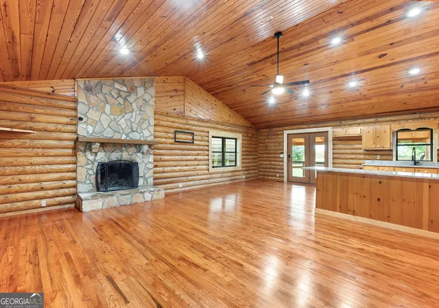 Photo 4 of Sale Pending at 323 Rocky Ford Rd, Pinehurst, GA 31070 | MLS# 10828383 | Listing updated on 2026-09-05