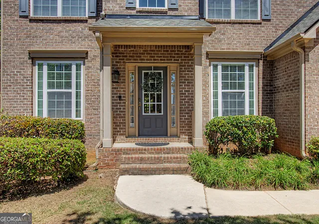 Photo 3 of Single family home for sale at 2430 Terry Ct, Cumming, GA 30041 | MLS# 10736394 | Listing updated on 2026-09-03
