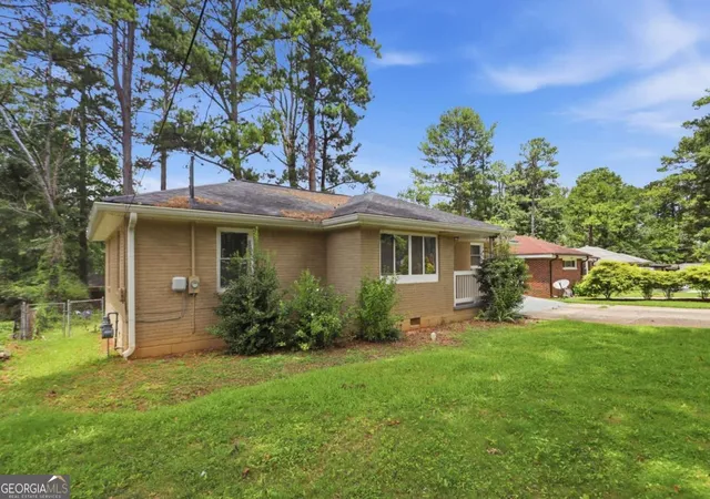 Photo 2 of Single family home for sale at 1089 Canal St, Decatur, GA 30032 | MLS# 10820838 | Listing updated on 2026-08-29