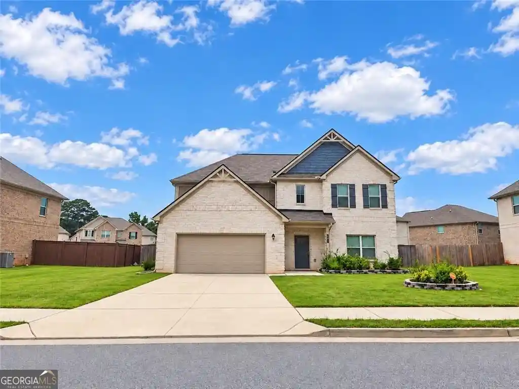 Single family home for sale at 197 Cabin Way, Hampton, GA 30228 | MLS# 10866475