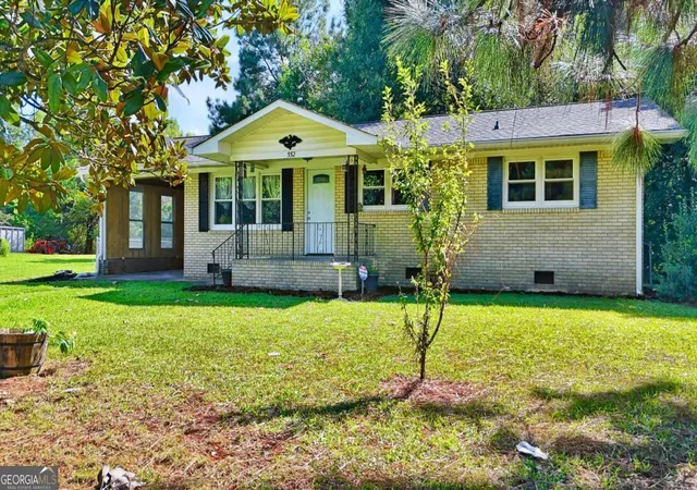 1st image of 552 Everett Springs Rd Sw, Calhoun, GA 30701 | MLS# 10826592
