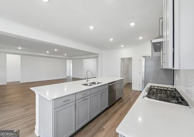 Photo 3 of Single family home for sale at 205 Flat Shoal Dr, Bonaire, GA 31005 | MLS# 10832873 | Listing updated on 2026-09-19