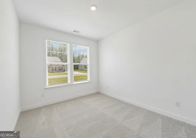 Photo 4 of Single family home for sale at 205 Flat Shoal Dr, Bonaire, GA 31005 | MLS# 10832873 | Listing updated on 2026-10-30
