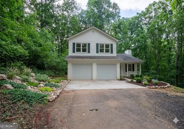 Homes for sale in Dahlonega, GA | 64 Hickory Ln, Dahlonega, GA 30533 | MLS# 10779922