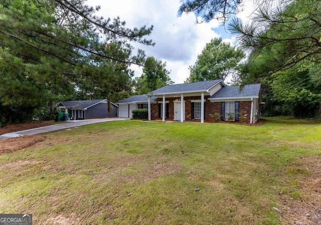 Photo 2 of Single family home for sale at 2053 Wellborn Rd, Lithonia, GA 30058 | MLS# 10814139 | Listing updated on 2026-08-14