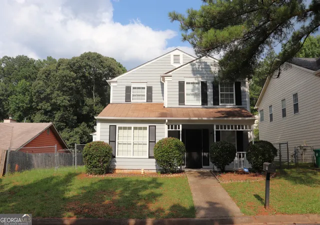 Photo 2 of Single family home for sale at 419 Thomas Jefferson Dr, Stone Mountain, GA 30083 | MLS# 10803317 | Listing updated on 2026-08-10