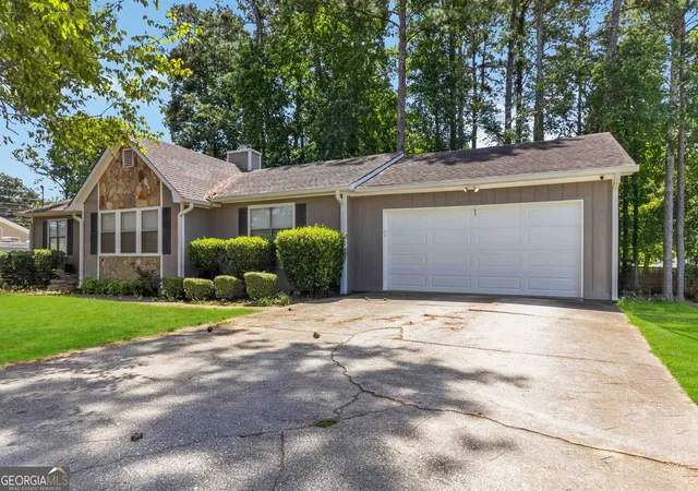 Photo 2 of Sale Pending at 5080 Rex Rd, Stockbridge, GA 30281 | MLS# 10829964 | Listing updated on 2026-10-08