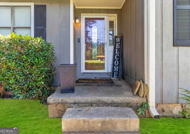 Photo 3 of Sale Pending at 5080 Rex Rd, Stockbridge, GA 30281 | MLS# 10829964 | Listing updated on 2026-10-08