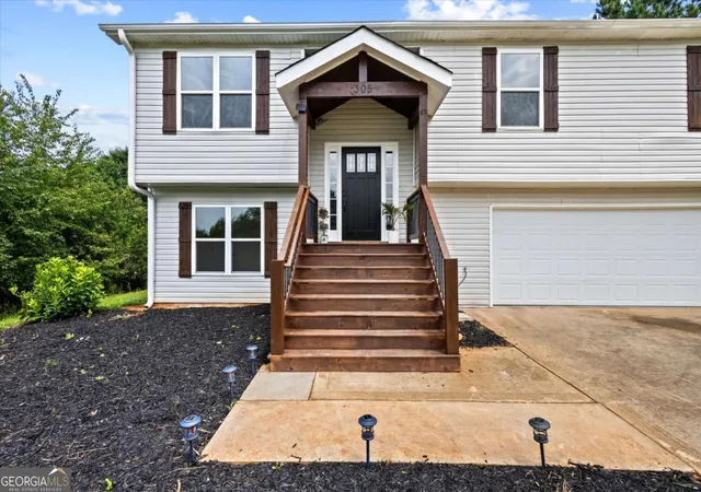 2nd image of 305 Hunters Tr, Covington, GA 30014 | MLS# 10816334