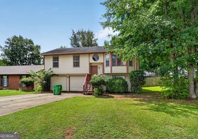 1st image of 6409 Eastbriar Dr, Lithonia, GA 30058 | MLS# 10809367