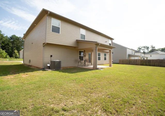 Photo 2 of Single family home for sale at 1193 Bluecoat Cir, Hampton, GA 30228 | MLS# 10808881 | Listing updated on 2026-08-21