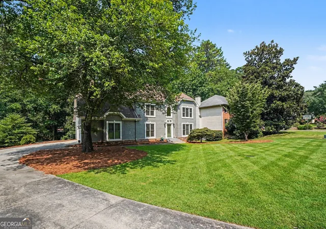 3rd image of 1125 Cedar Branch Ct Sw, Marietta, GA 30064 | MLS# 10817658