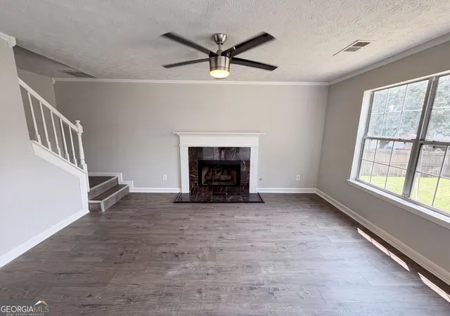 Photo 3 of Sale Pending at 4521 Carriage Park Dr, Lithonia, GA 30038 | MLS# 10822198 | Listing updated on 2026-09-18