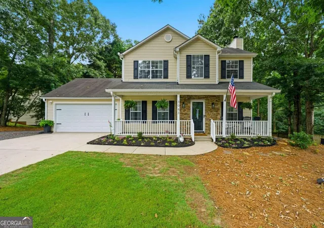 Photo 1 of Single family home for sale at 3063 Rockview Dr, Loganville, GA 30052 | MLS# 10813245 | Listing updated on 2026-10-02