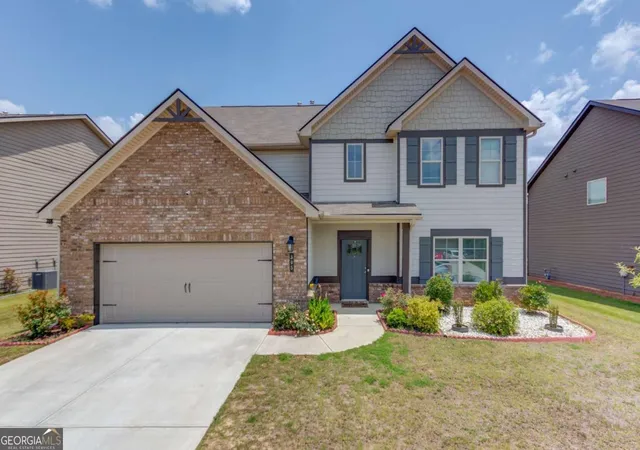 Photo 1 of Sale Pending at 305 Eleanora Xing, Loganville, GA 30052 | MLS# 10798409 | Listing updated on 2026-10-09