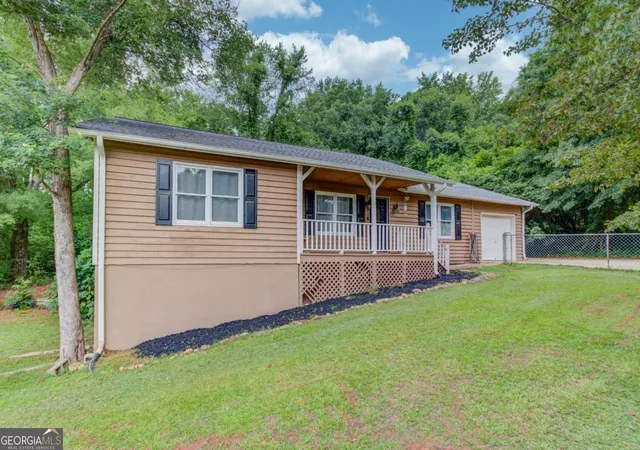 Single family home for sale at 3305 Ladd Dr, Gainesville, GA 30506 | MLS# 10793356