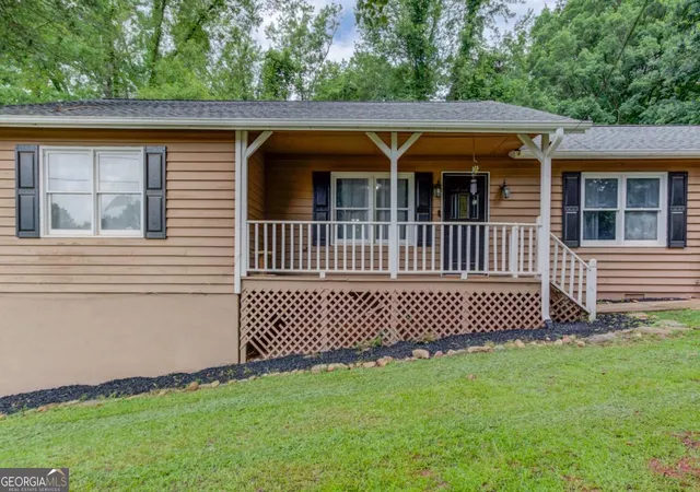 Photo 3 of Single family home for sale at 3305 Ladd Dr, Gainesville, GA 30506 | MLS# 10793356 | Listing updated on 2026-10-08
