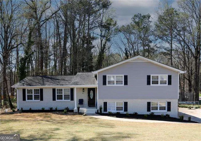 Photo 1 of Single family home for sale at 3187 Kennesaw View Dr Sw, Marietta, GA 30064 | MLS# 10874322 | Listing updated on 2026-10-30