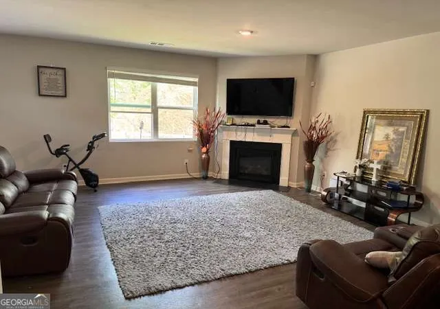 Photo 3 of Single family home for sale at 3604 Wartrace Dr, Atlanta, GA 30331 | MLS# 10819274 | Listing updated on 2026-10-20