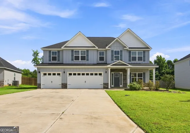 Photo 1 of Single family home for sale at 806 Harley Farms Dr, Bonaire, GA 31005 | MLS# 10822579 | Listing updated on 2026-08-24