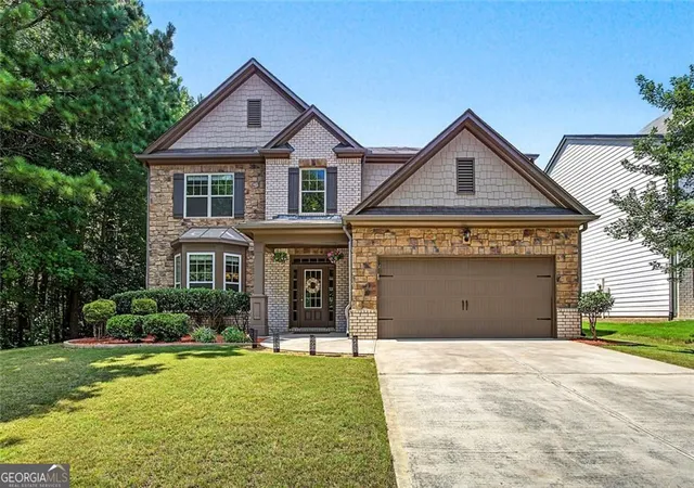 Photo 1 of Single family home for sale at 2236 Hamilton Lake Pkwy, Buford, GA 30519 | MLS# 10824401 | Listing updated on 2026-09-18