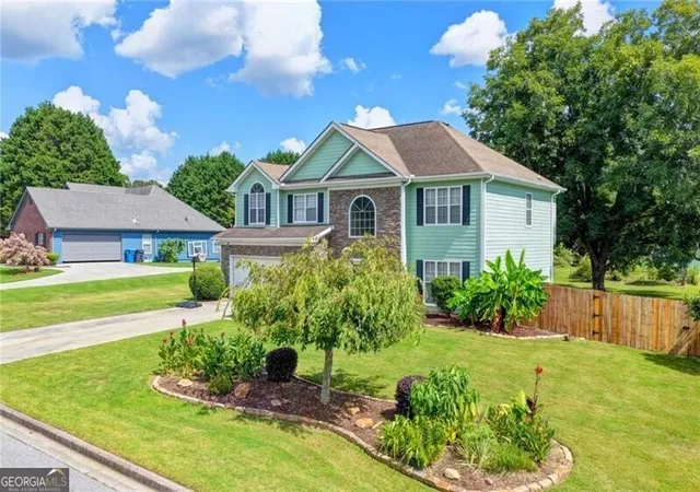 1st image of 398 Beech Hollow Trl, Loganville, GA 30052 | MLS# 10822929
