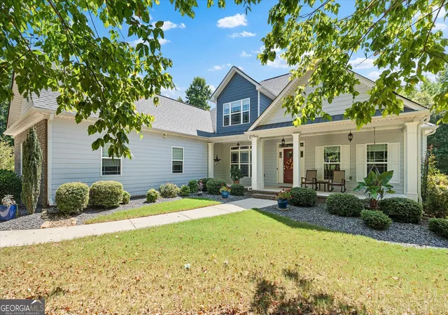 Photo 1 of Single family home for sale at 212 Overlook Way, Carrollton, GA 30117 | MLS# 10829055 | Listing updated on 2026-09-02