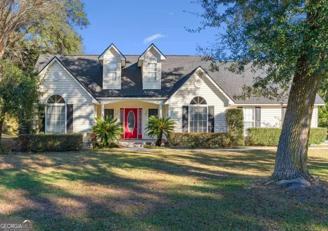 Photo 1 of Sale Pending at 154 Tison Dr, Brunswick, GA 31523 | MLS# 10657198 | Listing updated on 2025-12-16