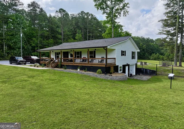 Homes for sale in Waco, GA | 665 Prater Road, Waco, GA 30182 | MLS# 10801397