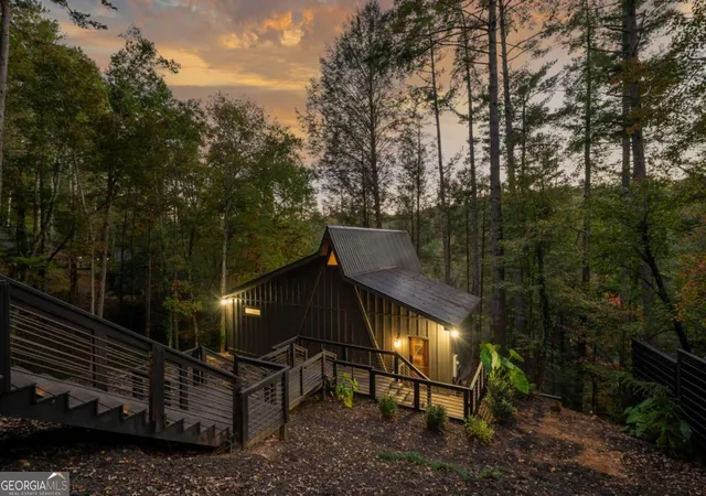Photo 3 of Single family home for sale at 35 Dogwood Riverside Dr, Blue Ridge, GA 30513 | MLS# 10820544 | Listing updated on 2026-09-01