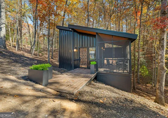 Photo 4 of Single family home for sale at 35 Dogwood Riverside Dr, Blue Ridge, GA 30513 | MLS# 10820544 | Listing updated on 2026-09-01