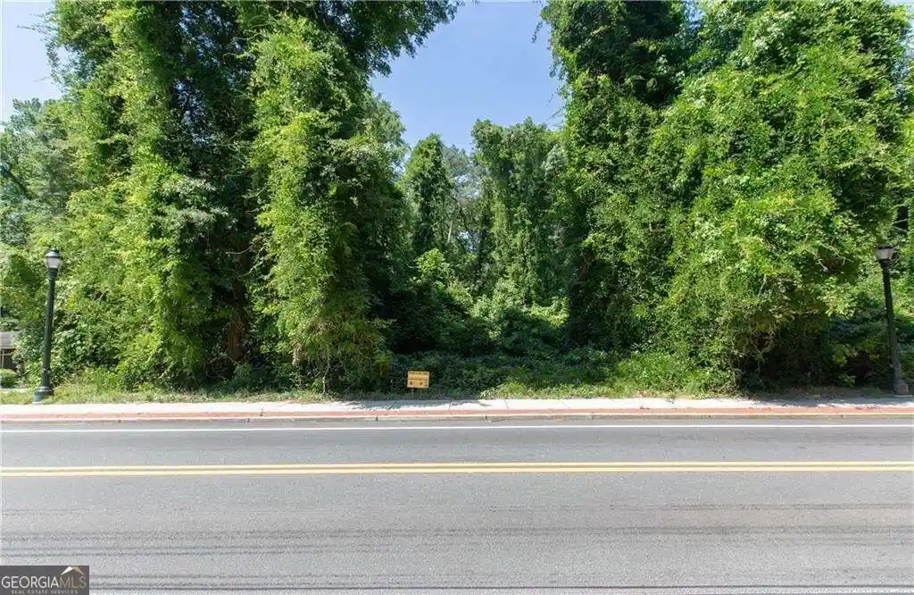 Photo 1 of Land for sale at 577 Lynhurst Dr Sw, Atlanta, GA 30311 | MLS# 10854615 | Listing updated on 2026-10-12