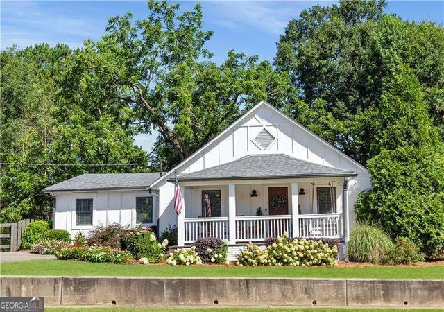 2nd image of 3990 Paul Samuel Rd Nw, Kennesaw, GA 30152 | MLS# 10811361